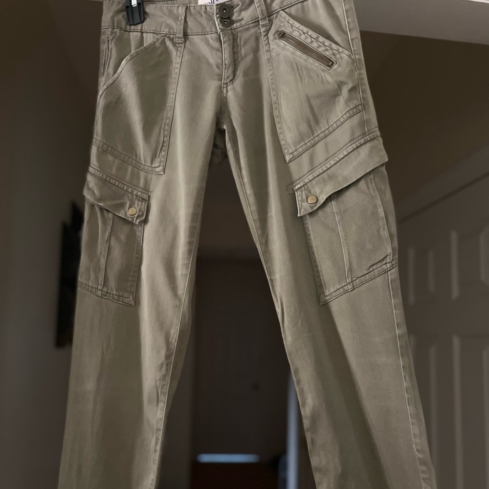 Jolt Green Cargo Pants - Picture 3 of 10